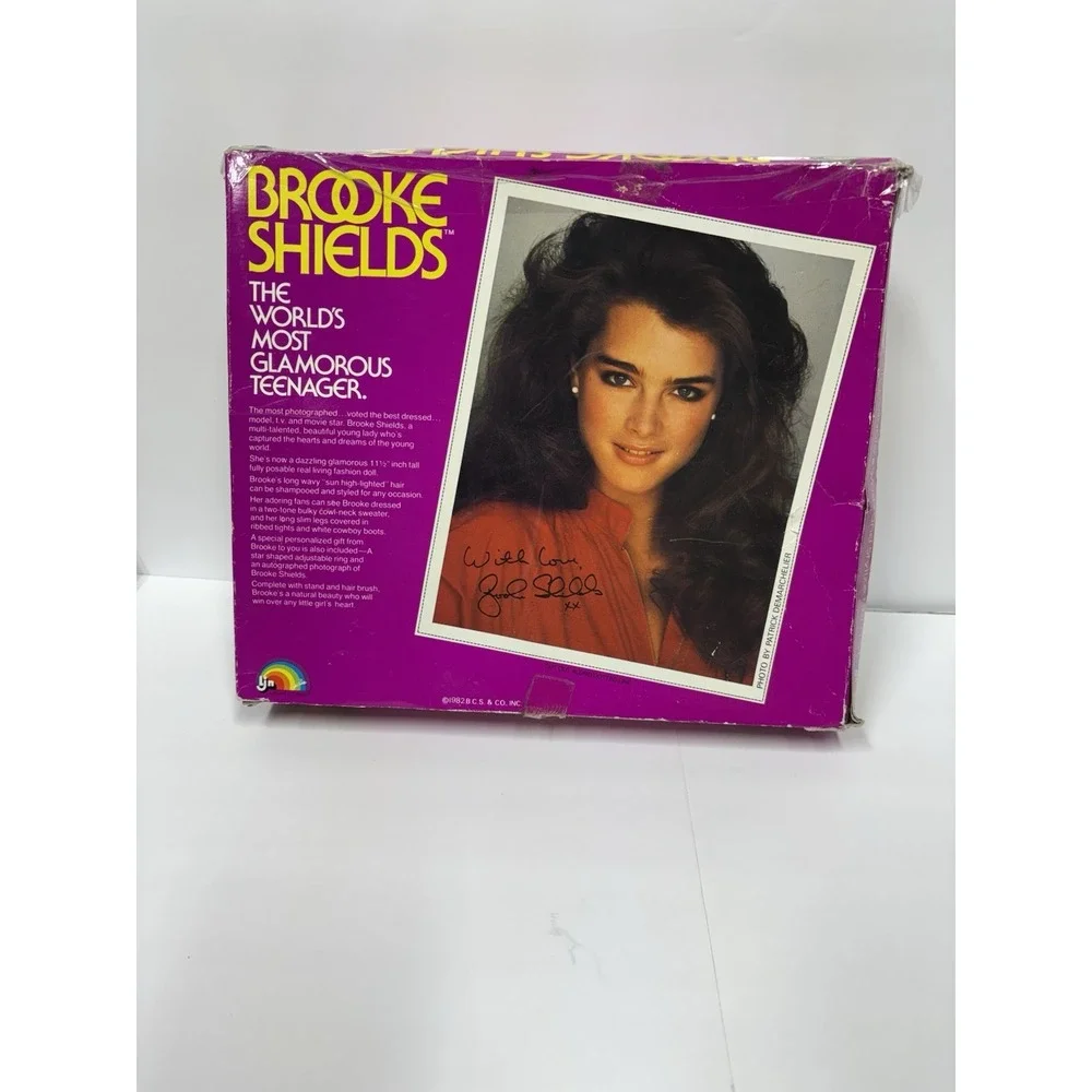 Vintage 1982 Brooke Shields Teenage Doll Fully Posable w/ Brush Ring LJN  #8833